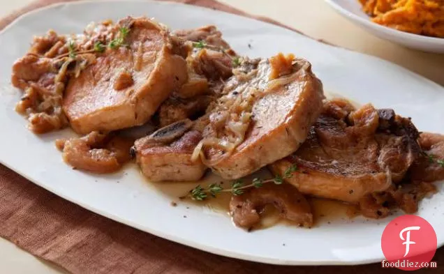 Slow Cooker Pepper Pork Chops
