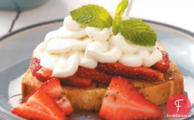 Lemon-Mint Pound Cake with Strawberries