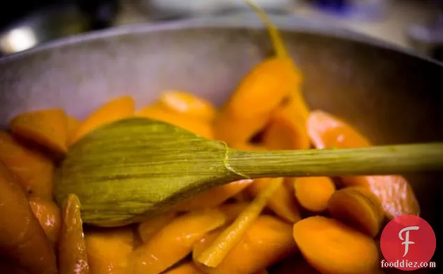बाल्सामिक घुटा हुआ गाजर