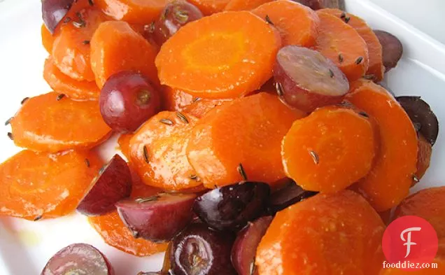 Carrots With Caraway And Grapes