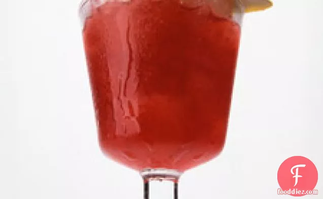 Hibiscus-and-ginger Iced Tea