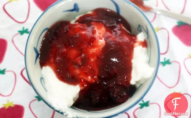 Strawberry-rhubarb Mint Ginger Jam