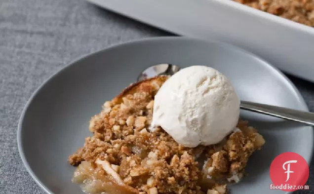 Apple Crisp with Sweet Ginger and Macadamia Nuts