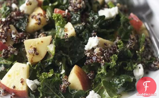 ब्लैक क्विनोआ और काले सलाद