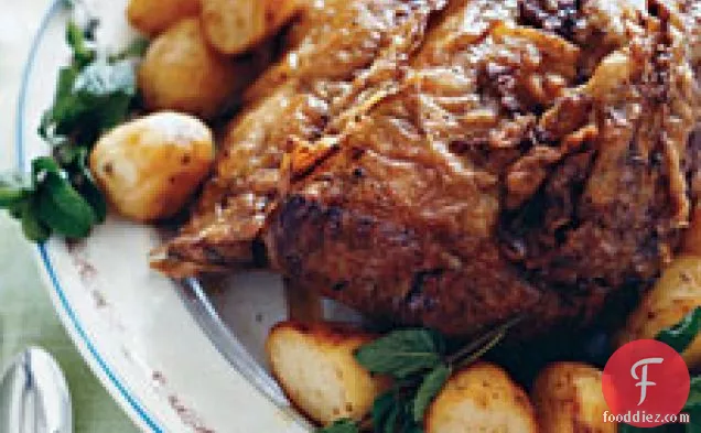 Standing Rib Roast With Roasted Potatoes