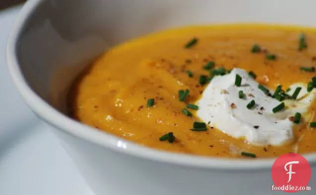 Roasted Carrot And Parsnip Soup
