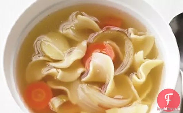 सरल चिकन नूडल सूप