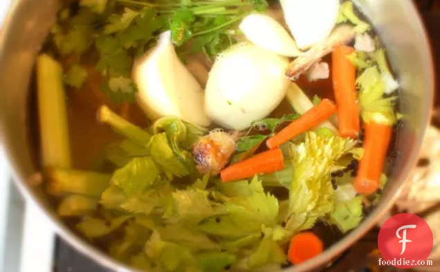 How-to: Easy Homemade Chicken Stock
