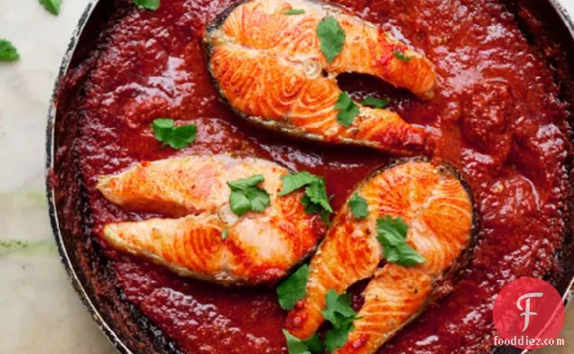 Salmon Steaks With Spicy Tomato Sauce