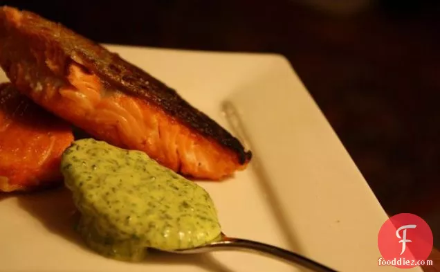 Seared Salmon With Green Sauce
