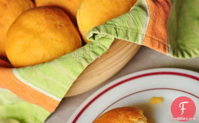 No-knead Sweet Potato Dinner Rolls