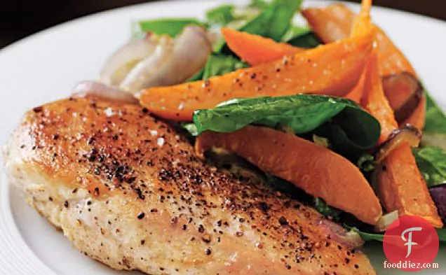 भुना हुआ शकरकंद सलाद के साथ चिकन