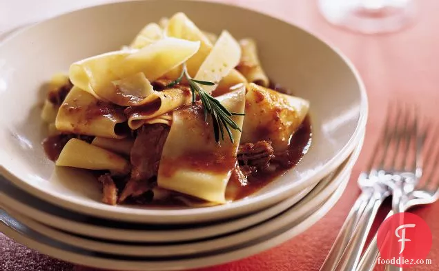 Pappardelle with Tangy Veal Ragù