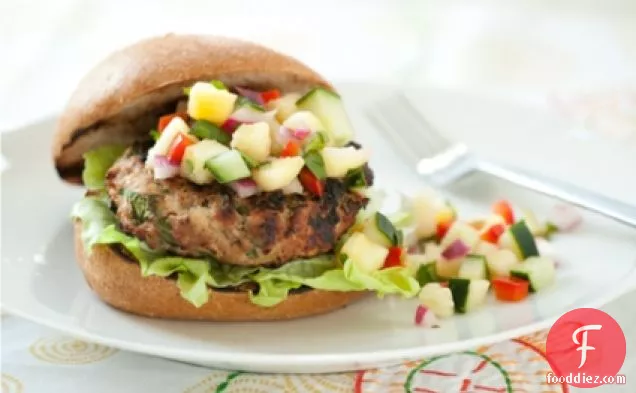 Turkey Burgers With Cucumber-Pineapple Relish