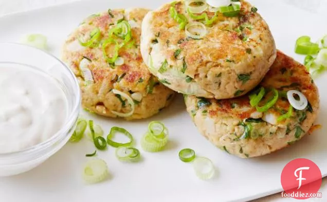 Salmon Cakes with Creamy Ginger-Sesame Sauce