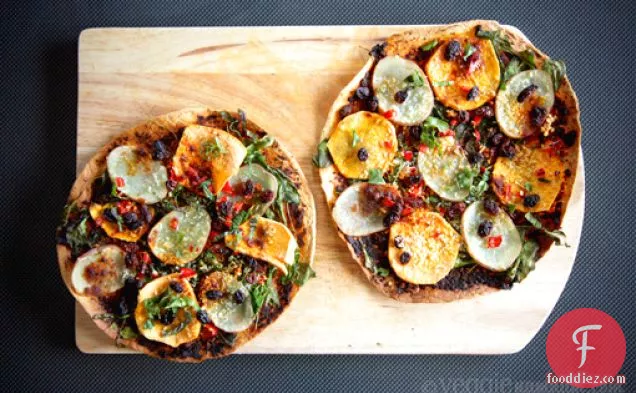 Indian Spiced Pita Pizza