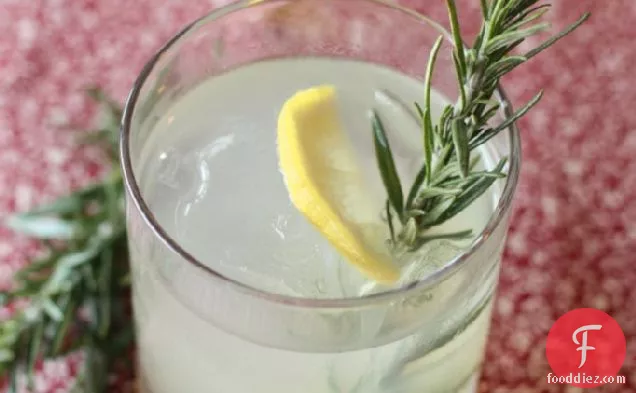 Rosemary And Apple Cocktail