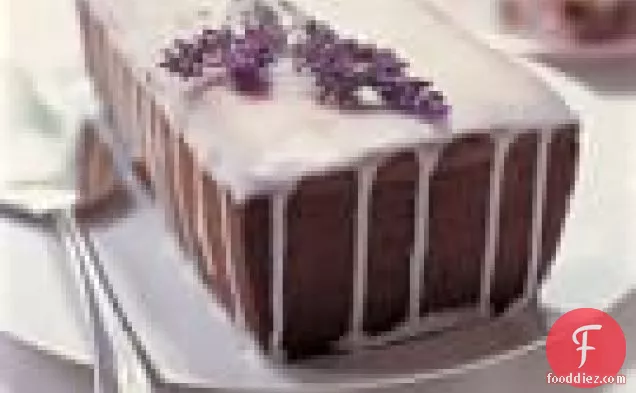 नींबू-लैवेंडर केक