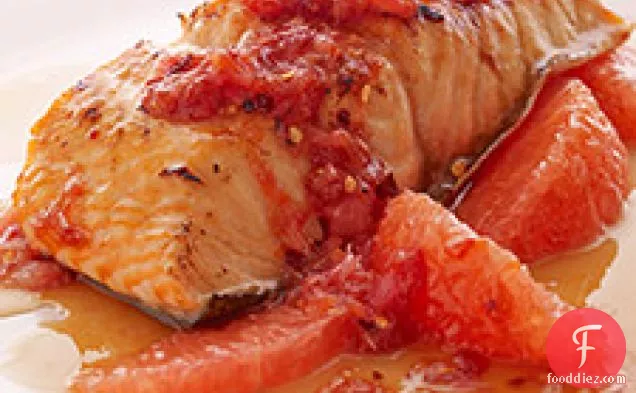 Glazed Salmon With Spicy Grapefruit Relish
