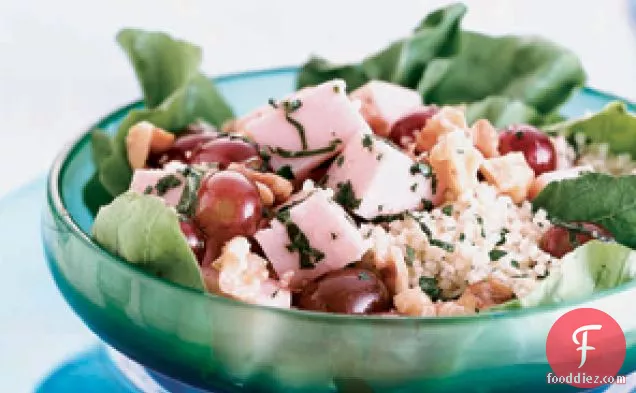 कूसकूस के साथ चिकन सलाद