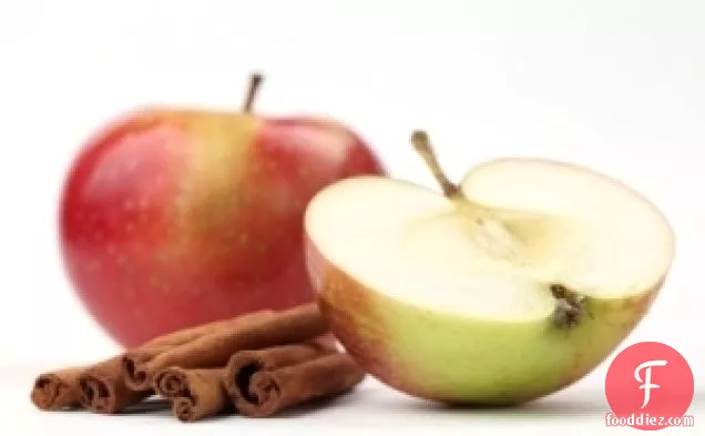 Natural Factors’ Spicy Cinnamon Apple Snax