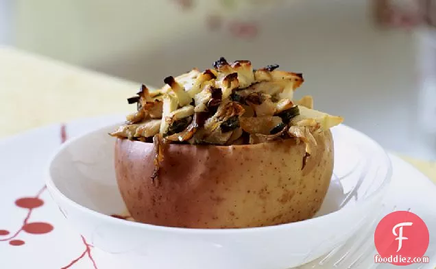 Baked Apples With Oyster Mushrooms