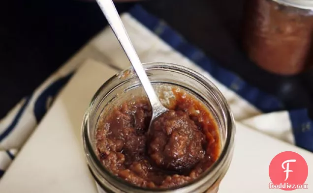 Slow Cooker Chai-spiced Apple Butter