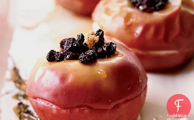 Baked Apples with Currants and Sauternes