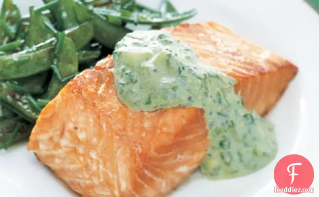 Roasted Salmon With Cucumber Sour Cream