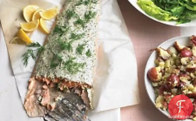 जड़ी दही के साथ भुना हुआ सामन