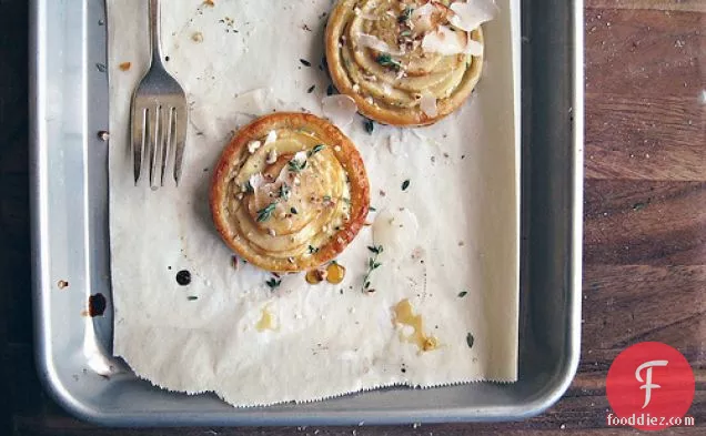Apple And Goat's Cheese Tartlets With Thyme Honey