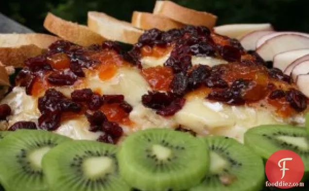 Apricot-glazed Brie