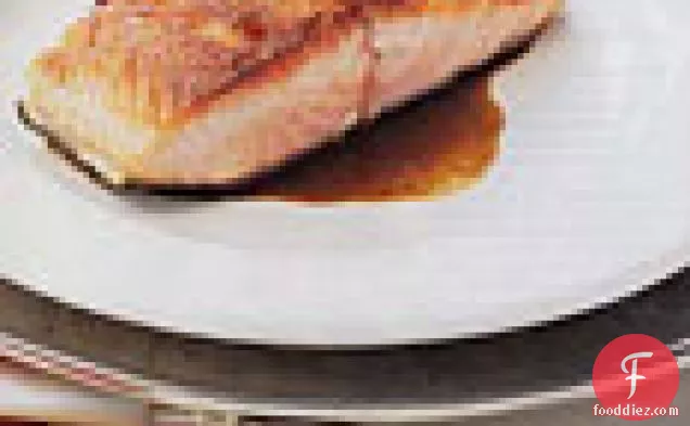 Seared Salmon with Balsamic Glaze