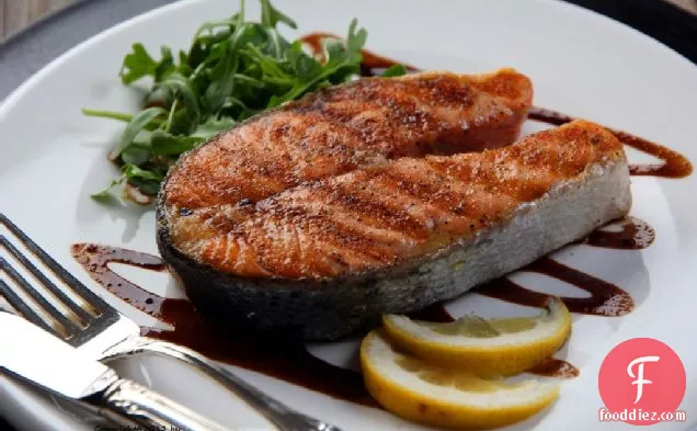 Salmon With Balsamic Glaze