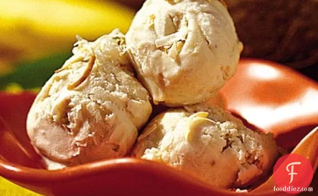 केला-नारियल आइसक्रीम