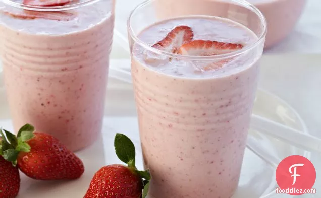 Strawberry, Banana and Almond Butter Smoothie