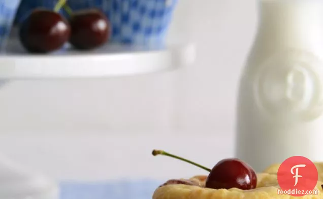 Cherry-vanilla Cheese Danish Cupcakes