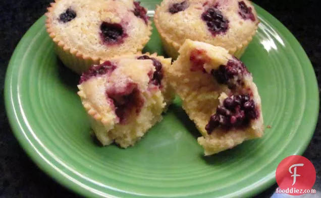 Blackberry Cornmeal Cupcakes