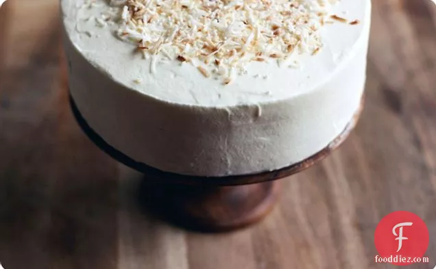 नारियल क्रीम आइसबॉक्स केक