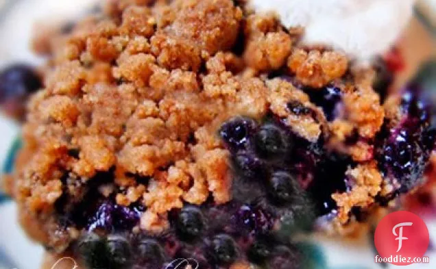 Easy Gluten-free Blueberry Crisp Recipe