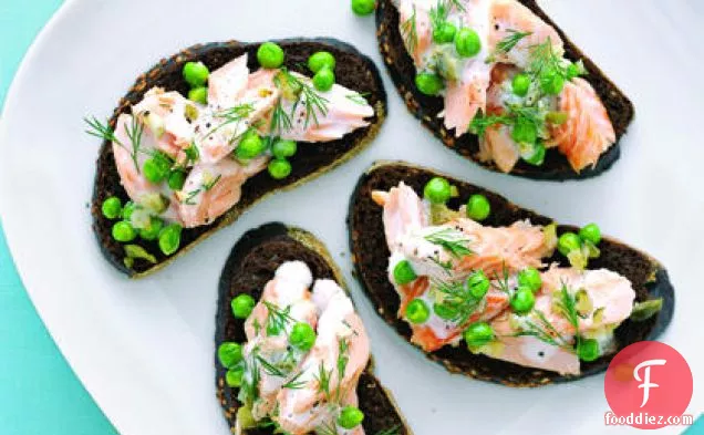 Salmon Salad with Peas and Dill