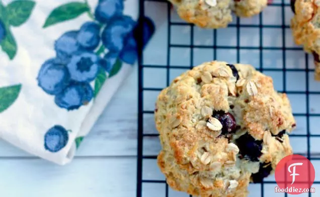 Healthy Blueberry Oat Scones