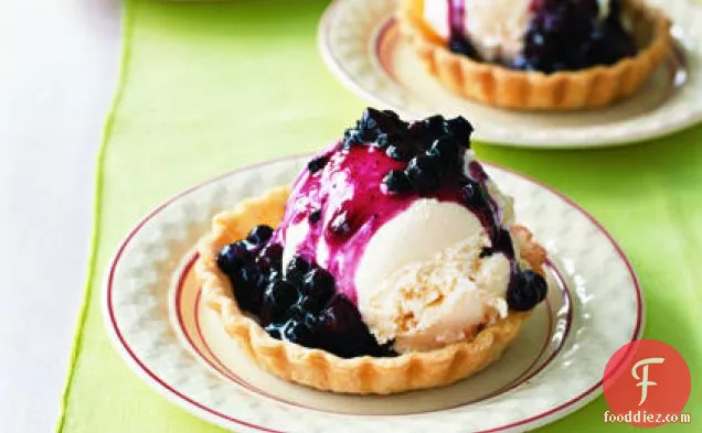 Ice Cream Pie with Warm Blueberry Sauce