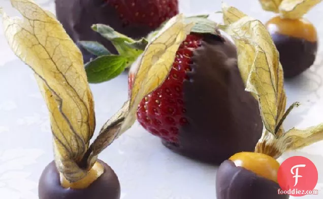 Chocolate-dipped Fruits