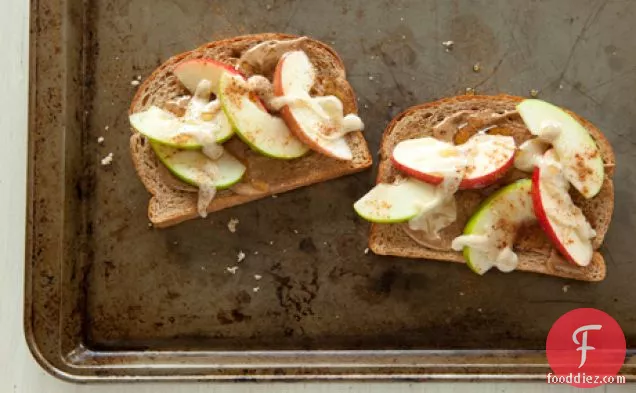 Apple Tahini Sandwich