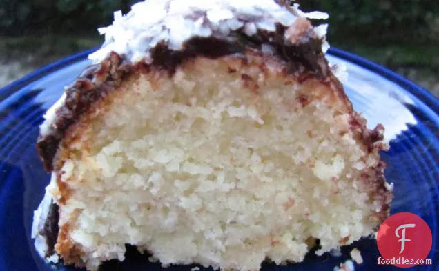 नारियल पाउंड केक
