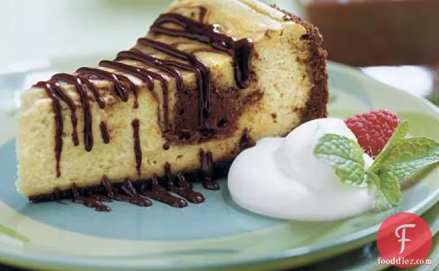 Chocolate-Coffee Cheesecake With Mocha Sauce