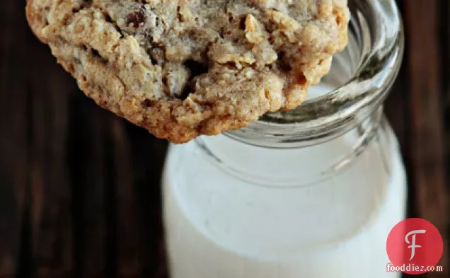 Oatmeal Cookies With Cranberry Raisinets