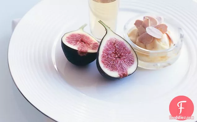 Toasted Almond Mascarpone Figs