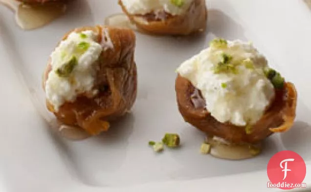 Figs With Ricotta, Pistachios And Honey